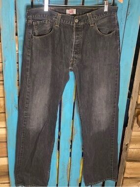 Levi’s 501 button fly jeans size 36x34 (tag says 38x34) gray red tab
